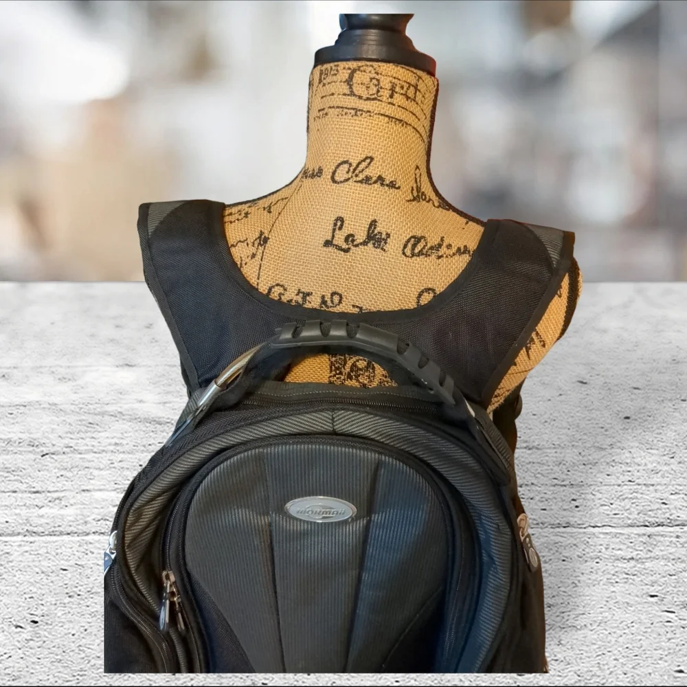 Mormaii back pack/laptop bag /bookbag